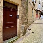 Le Repaire - Lescapade-medievale Sarlat-la-Caneda