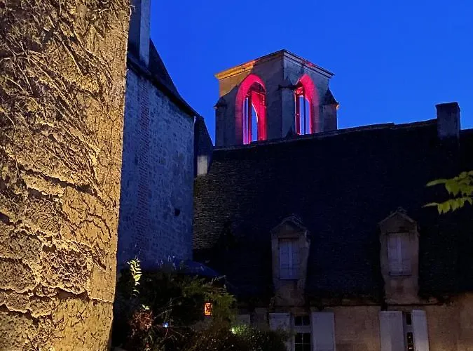 Le Repaire - Lescapade-medievale *