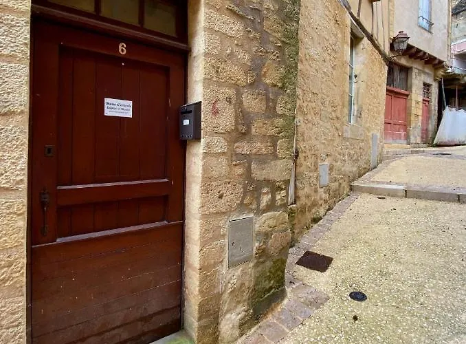Le Repaire - Lescapade-medievale Sarlat-la-Canéda